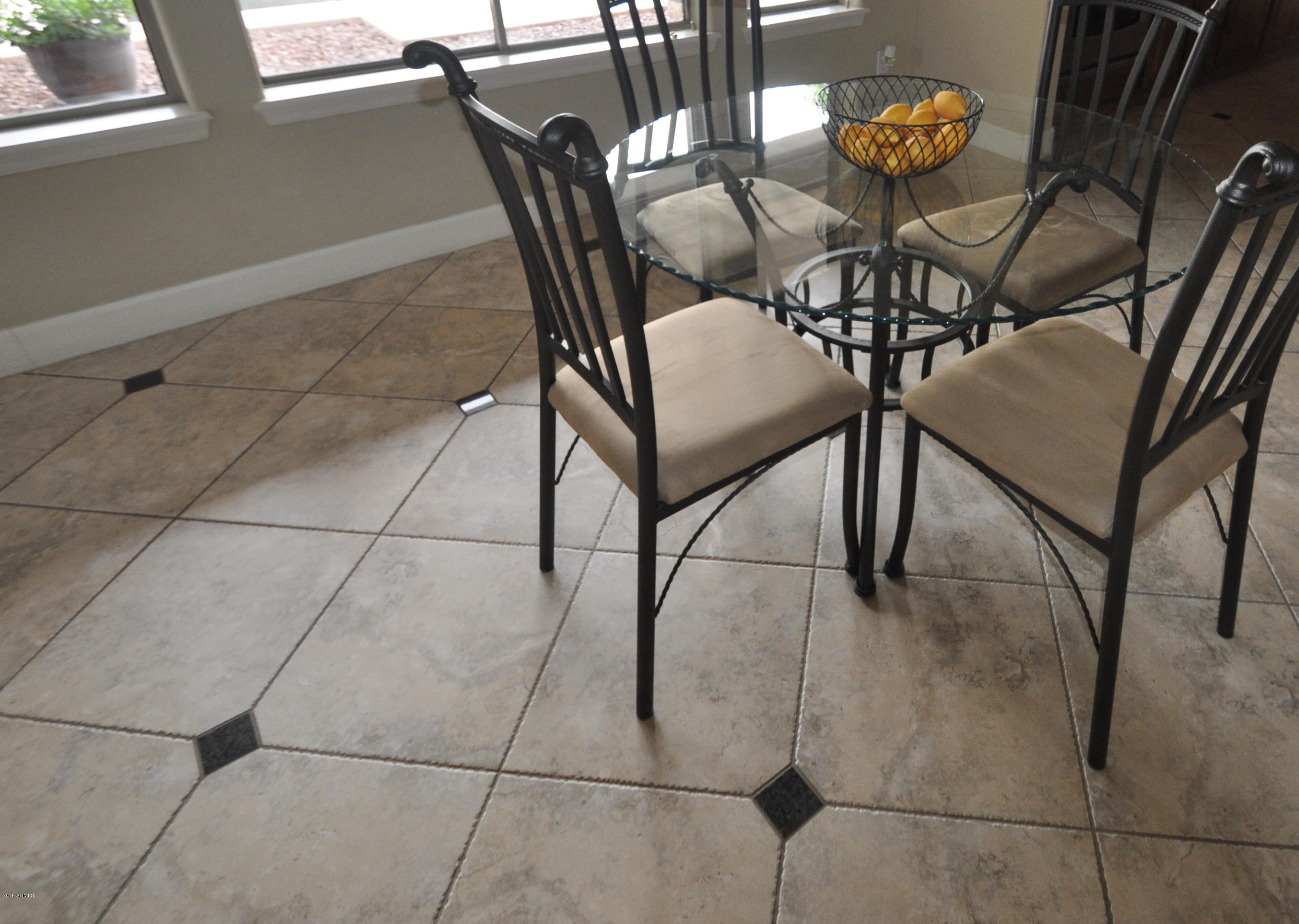 4607 West Summerside Road Laveen, AZ 85339 - Photo 20 of 51 Flooring Accents
