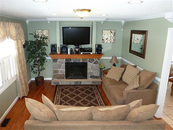 191 Mazarin Street Springfield, MA 01151 - Photo 2 of 26