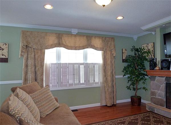 191 Mazarin Street Springfield, MA 01151 - Photo 4 of 26