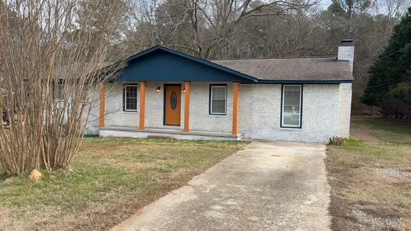 $300,000 | 3395 State Highway 11, Mansfield, GA 30055