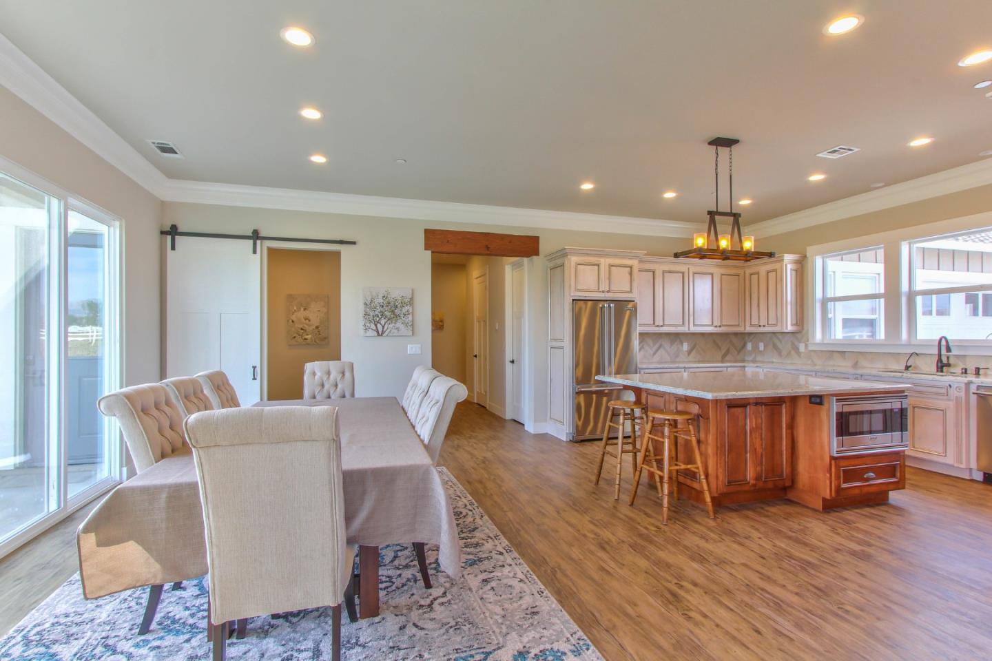 271 Magladry Road Hollister, CA 95023 - Photo 12 of 34 Gallery Image 12