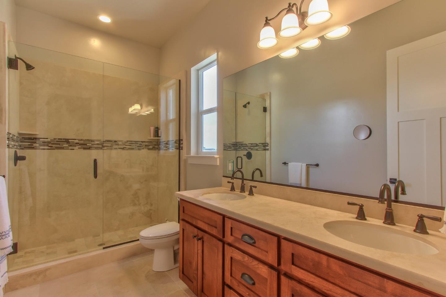 271 Magladry Road Hollister, CA 95023 - Photo 22 of 34 Gallery Image 22