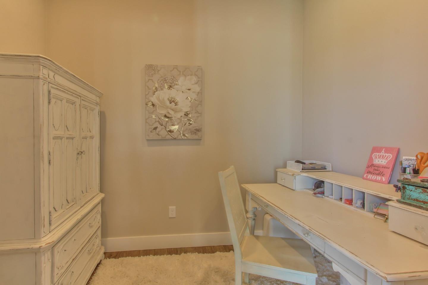 271 Magladry Road Hollister, CA 95023 - Photo 24 of 34 Gallery Image 24