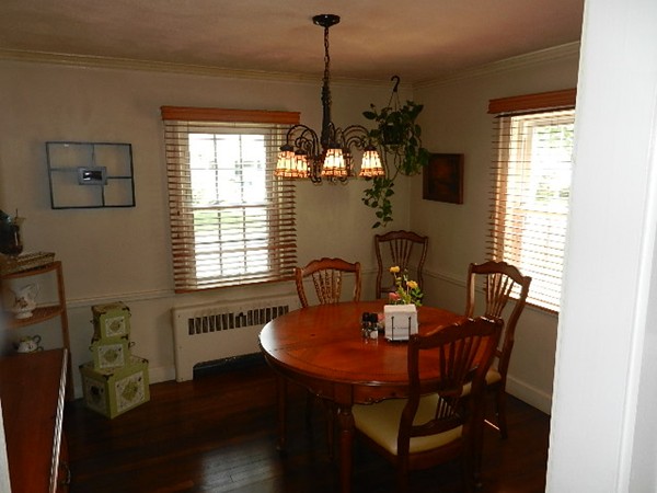 15 Marlton Road Waltham, MA 02453 - Photo 11 of 27 Gallery Image 11