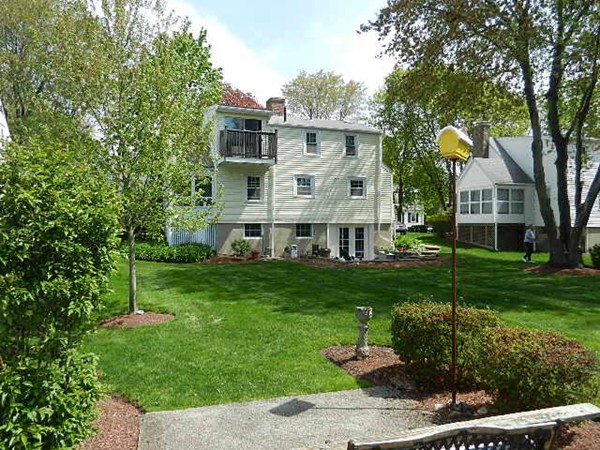 15 Marlton Road Waltham, MA 02453 - Photo 5 of 27 Gallery Image 5