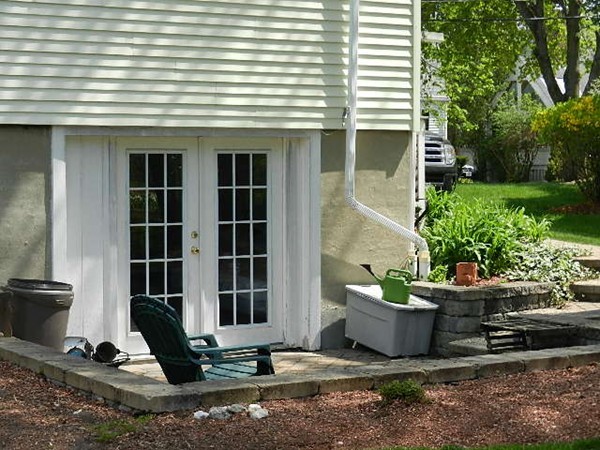 15 Marlton Road Waltham, MA 02453 - Photo 6 of 27 Gallery Image 6