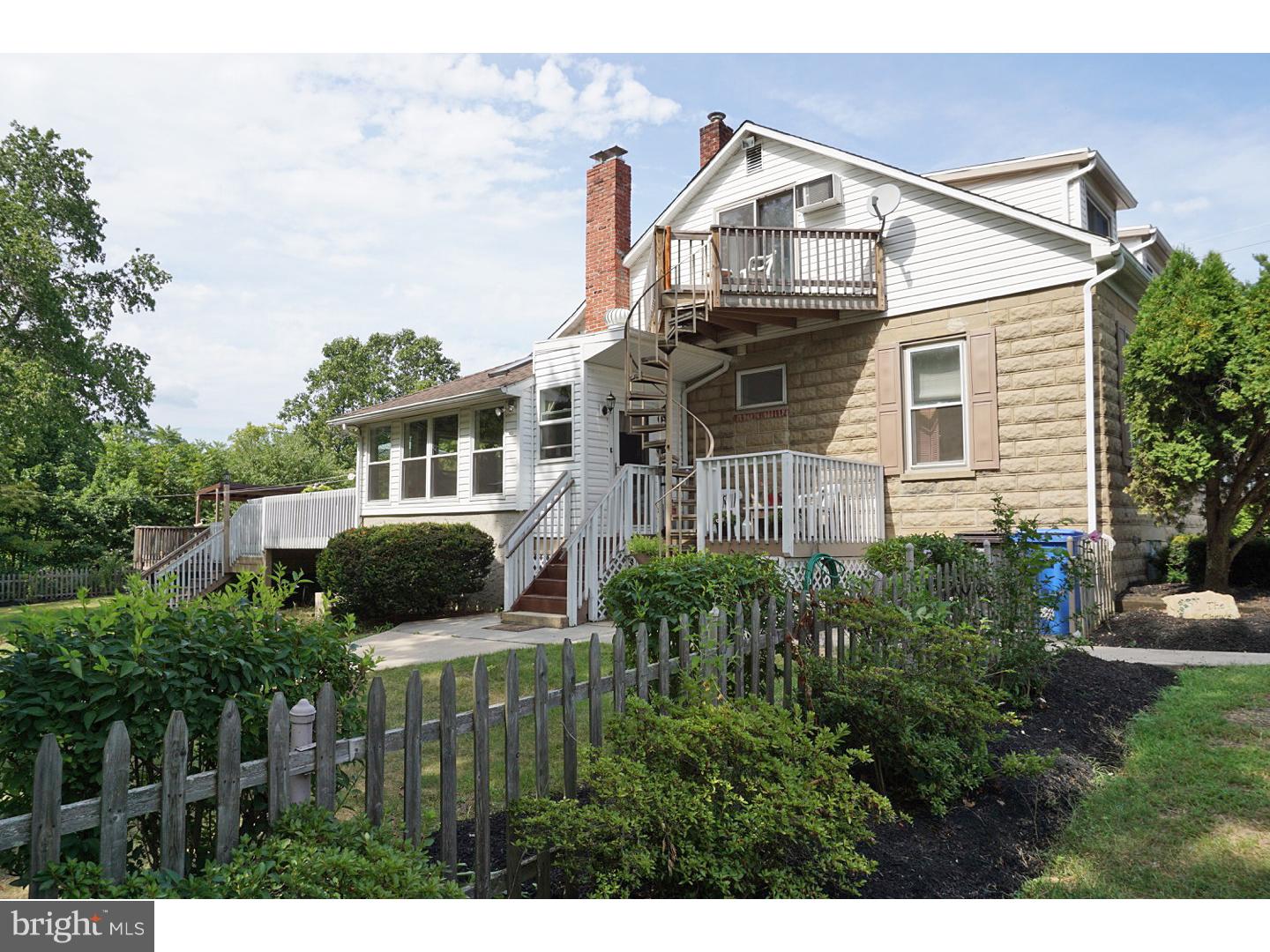 55 Mantua Road Mount Royal, NJ 08061 - Photo 4 of 25