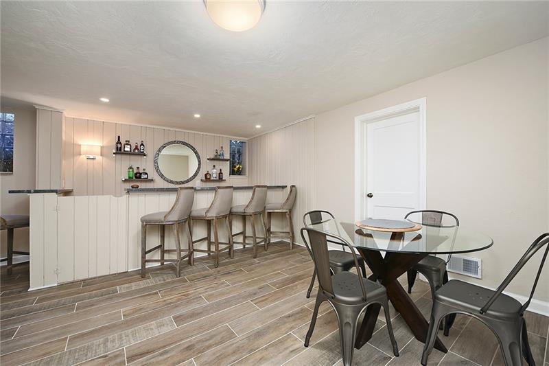1160 Washington Road Pittsburgh, PA 15228 - Photo 20 of 23 Gallery Image 20