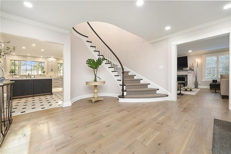 1160 Washington Road Pittsburgh, PA 15228 - Photo 3 of 23 Gallery Image 3