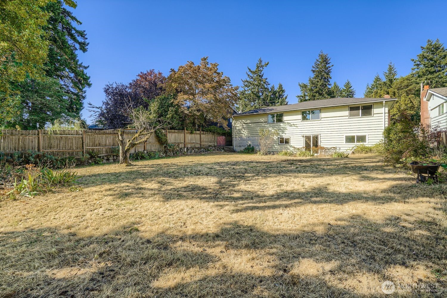 14630 3rd Avenue Southwest Burien, WA 98166 - Photo 12 of 12