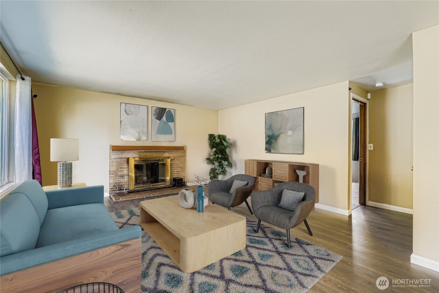 14630 3rd Avenue Southwest Burien, WA 98166 - Photo 2 of 12