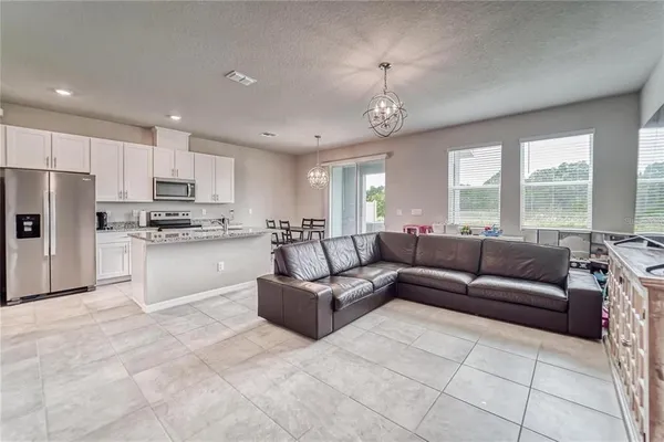 $2,450 | 1642 Boxleaf Lane, Bradenton, FL 34211