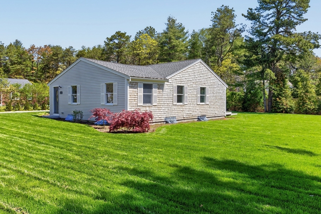 114 Orchard Road Mashpee, MA 02649 - Photo 10 of 12