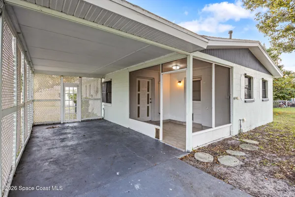 $2,000 | 419 Marquis Street, Melbourne, FL 32901