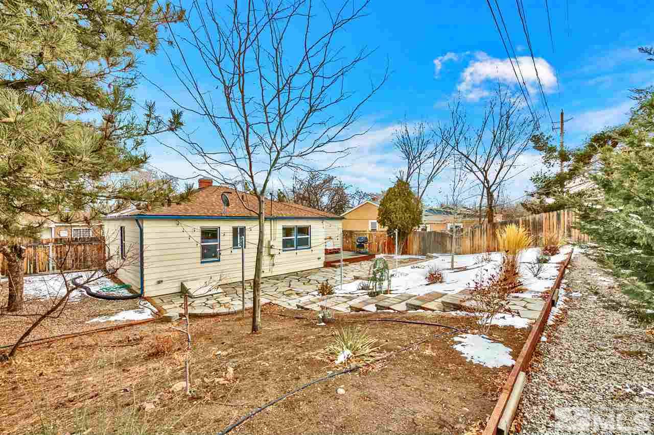 225 Bartlett Street Reno, NV 89512 - Photo 3 of 19 Photo 3
