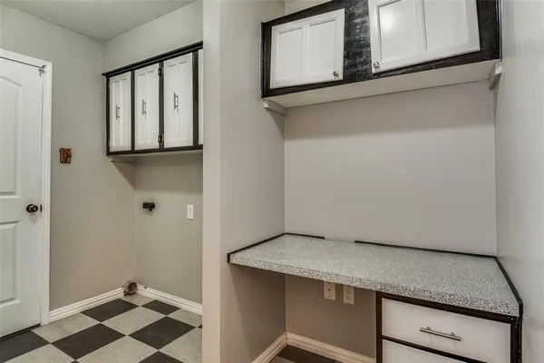 a view of utility room