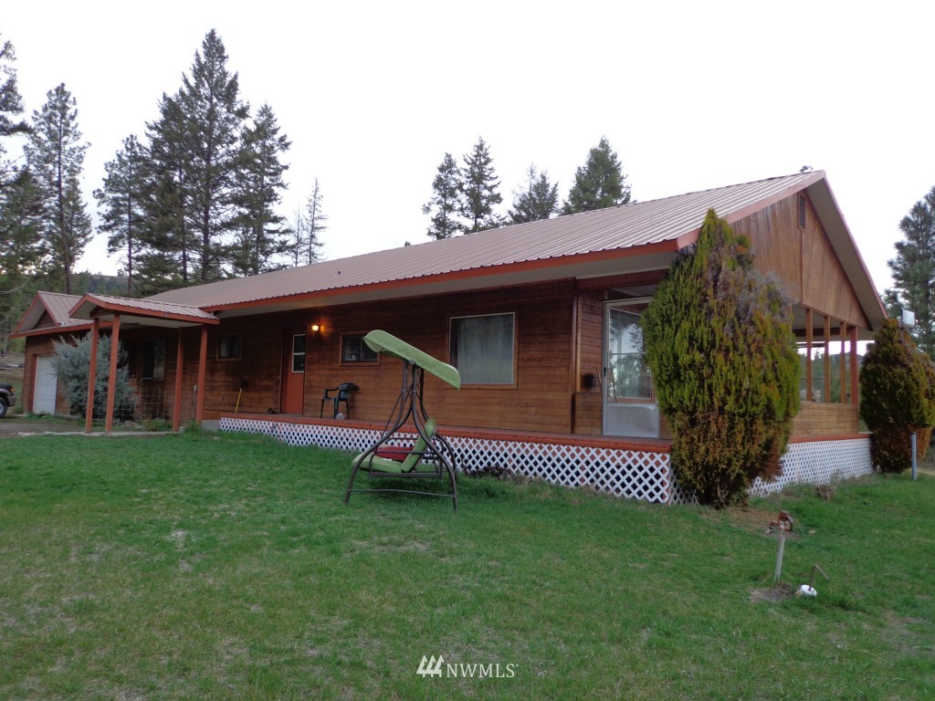 329 West Curlew Lake Road Republic, WA 99166 - Photo 5 of 7