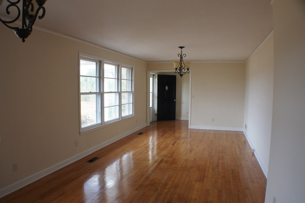 3645 Queen Chapel Road Sumter, SC 29153 - Photo 6 of 24