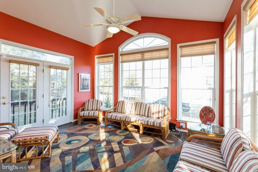 42268 Providence Ridge Drive Chantilly, VA 20152 - Photo 21 of 57