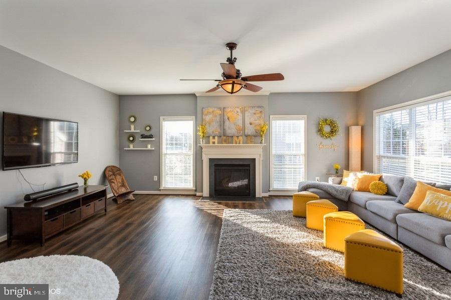 42268 Providence Ridge Drive Chantilly, VA 20152 - Photo 27 of 57