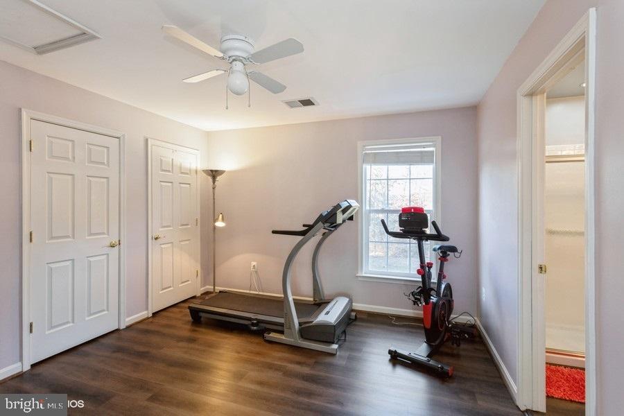 42268 Providence Ridge Drive Chantilly, VA 20152 - Photo 33 of 57