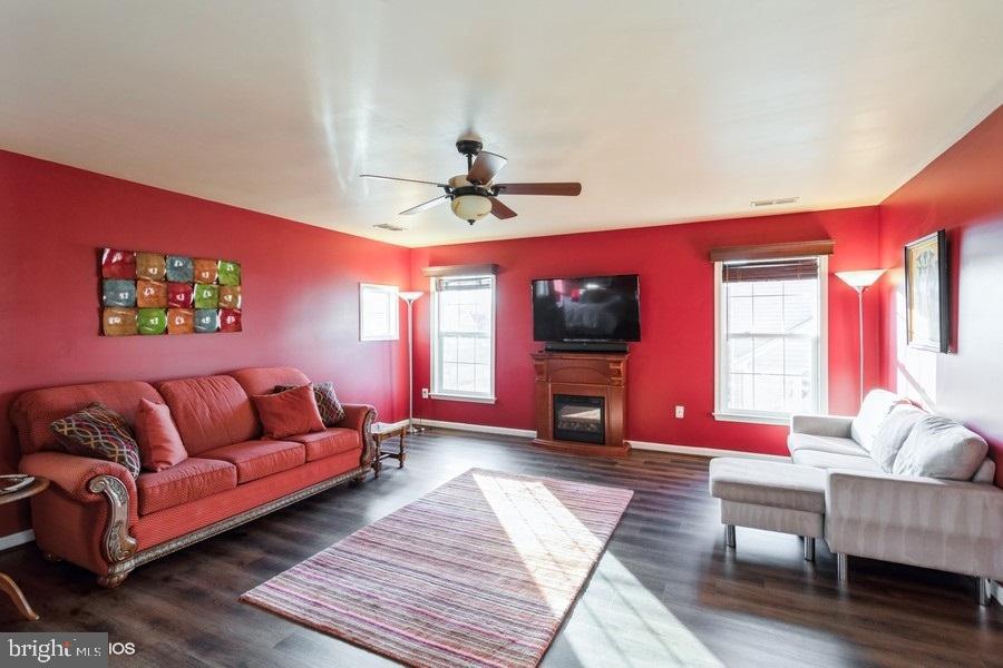 42268 Providence Ridge Drive Chantilly, VA 20152 - Photo 35 of 57