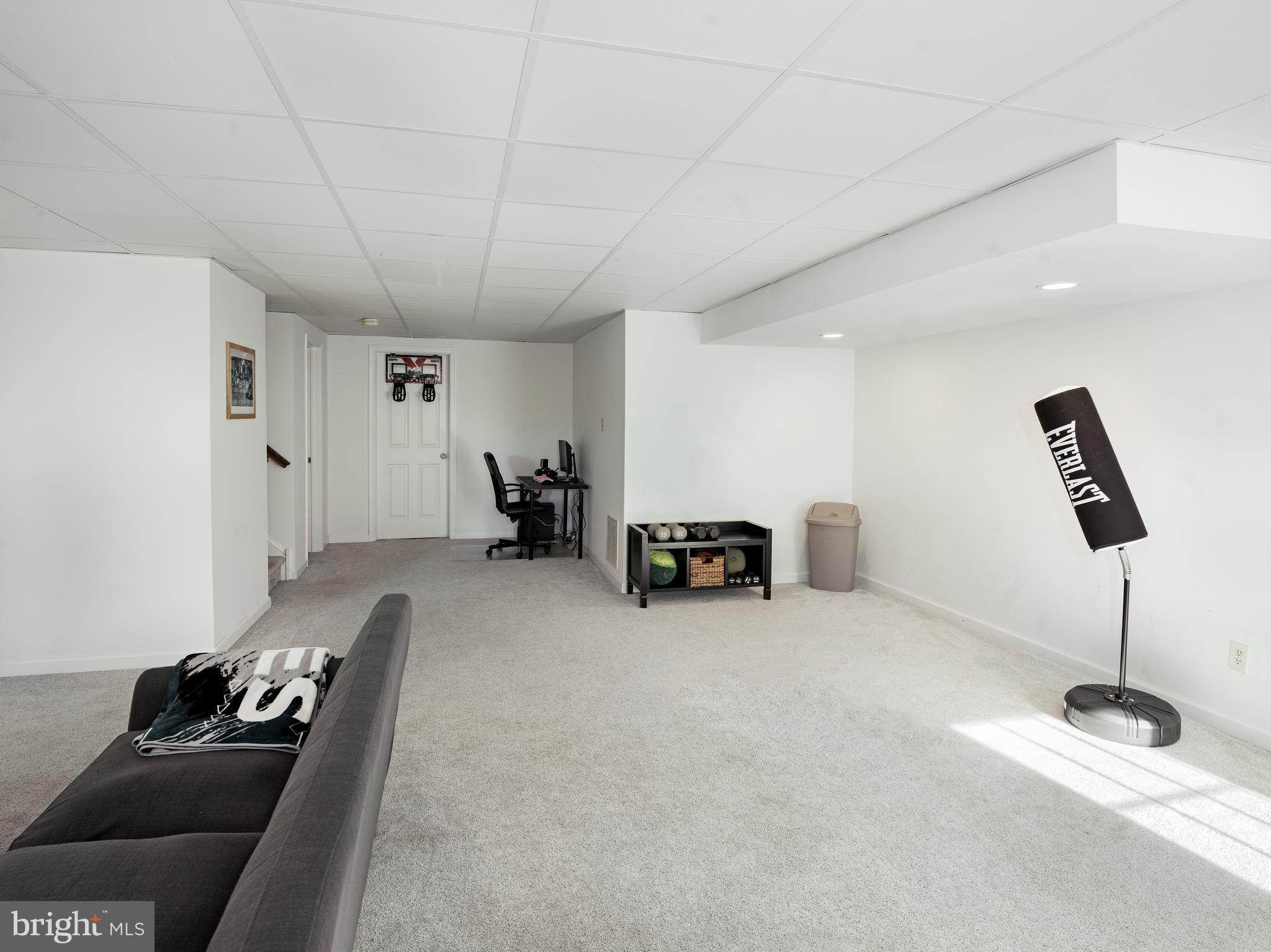 534 Pewter Drive Exton, PA 19341 - Photo 31 of 39 a room with furniture and gym equipment