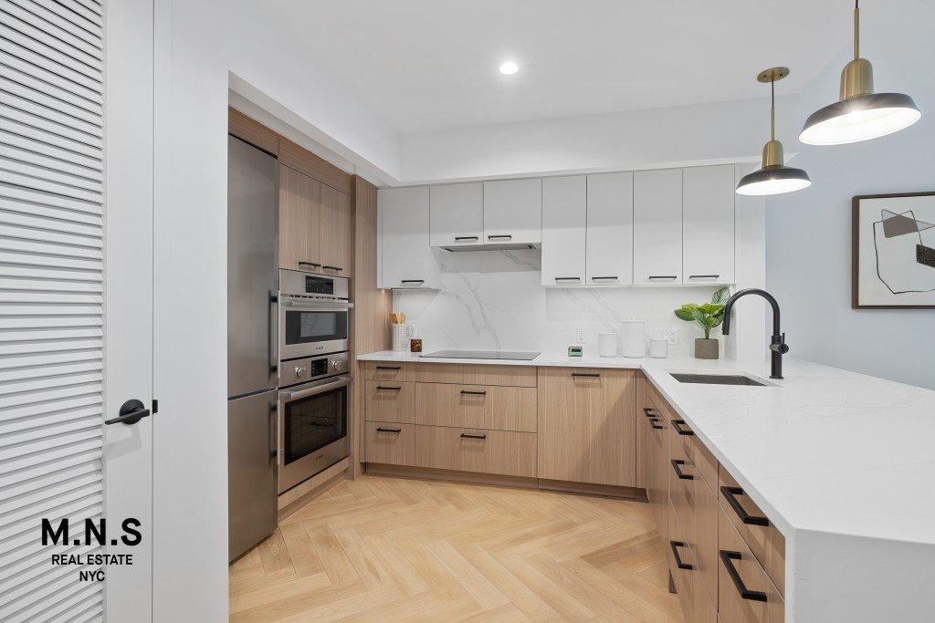 22-54 46th Street, Unit 704 Queens, NY 11105 - Photo 17 of 42