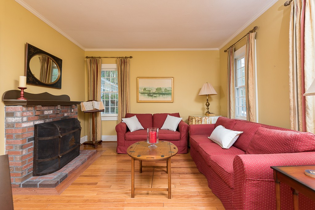 112 Gannett Road Scituate, MA 02066 - Photo 13 of 30 Gallery Image 13