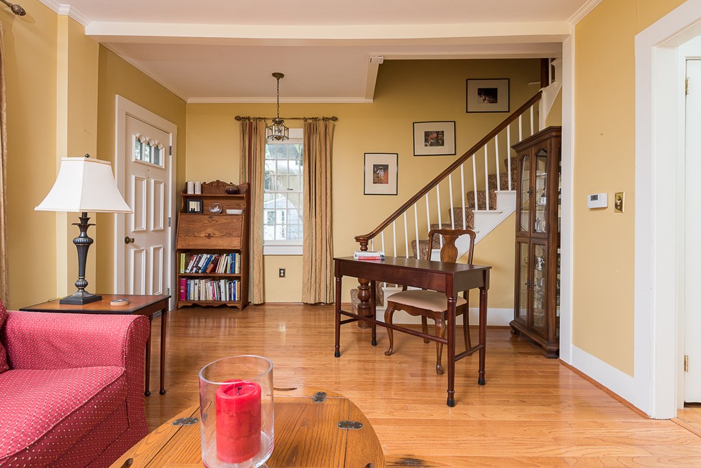 112 Gannett Road Scituate, MA 02066 - Photo 15 of 30 Gallery Image 15