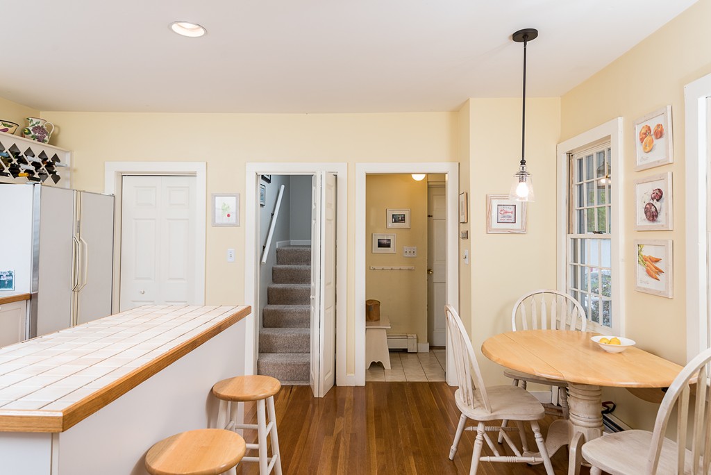 112 Gannett Road Scituate, MA 02066 - Photo 4 of 30 Gallery Image 4