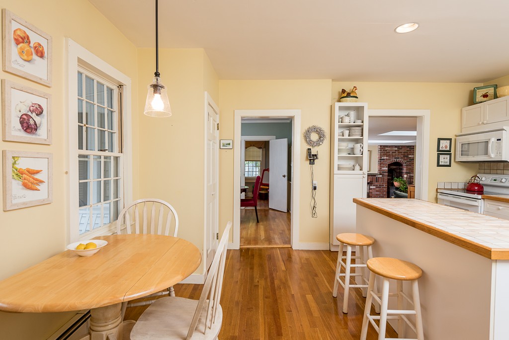 112 Gannett Road Scituate, MA 02066 - Photo 7 of 30 Gallery Image 7