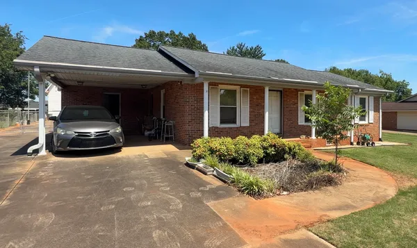 $250,000 | 3540 Parris Bridge Road, Boiling Springs, SC 29316