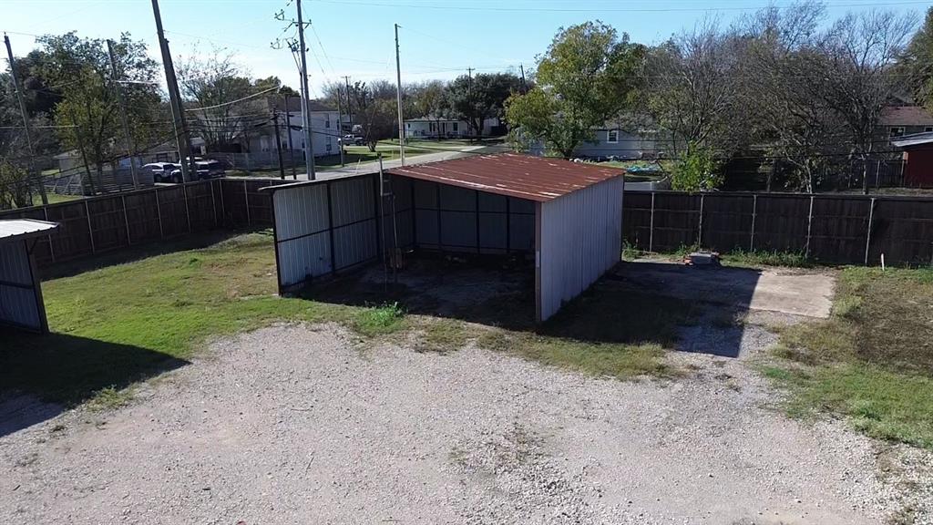 Lot 2 South R S Main Street Ferris, TX 75125 - Photo 13 of 13 a view of a backyard with a tub
