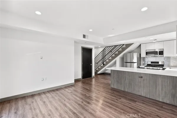 $7,250,000 | 178 Alexandria Avenue, Los Angeles, CA 90004