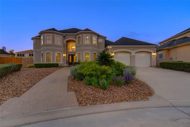 $1,270,000 | 13607 Scarlet Glen Court, Houston, TX 77077