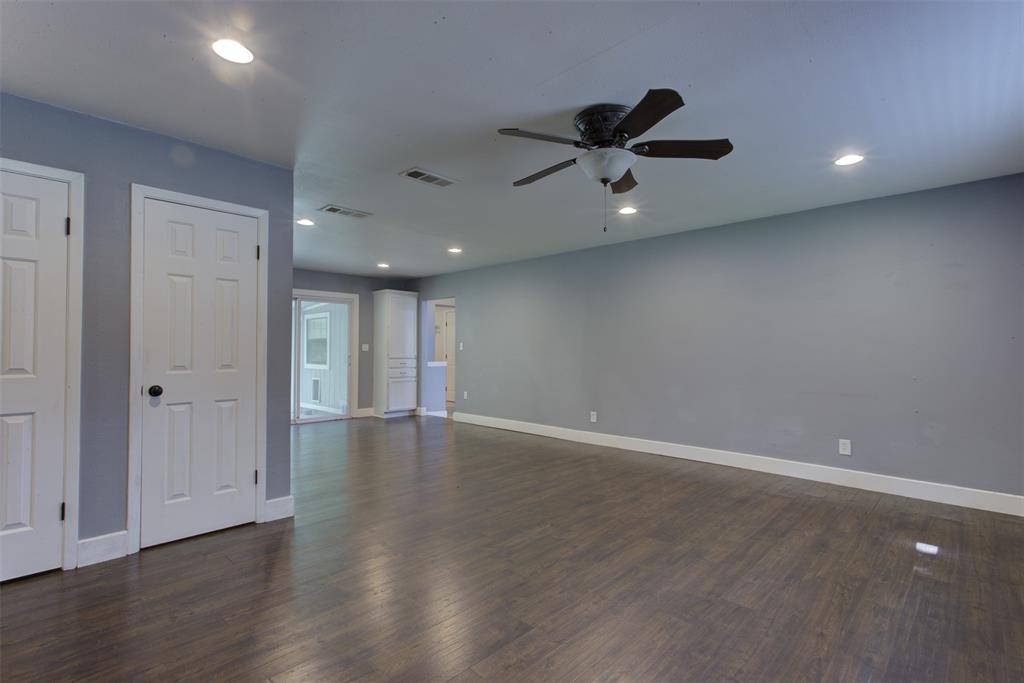 209 Case Street Weatherford, TX 76086 - Photo 5 of 25