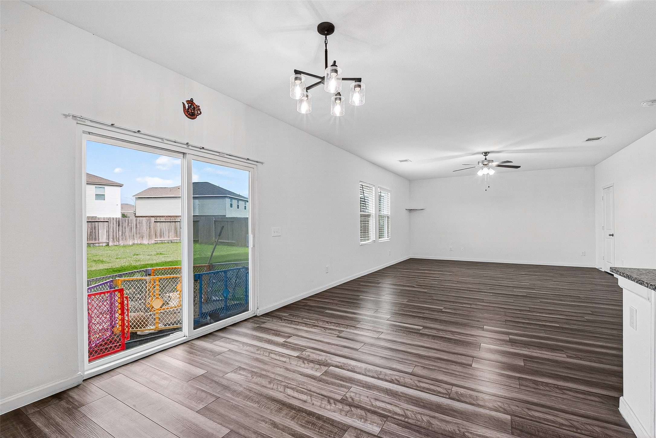 7518 Evitale Way Houston, TX 77049 - Photo 23 of 50