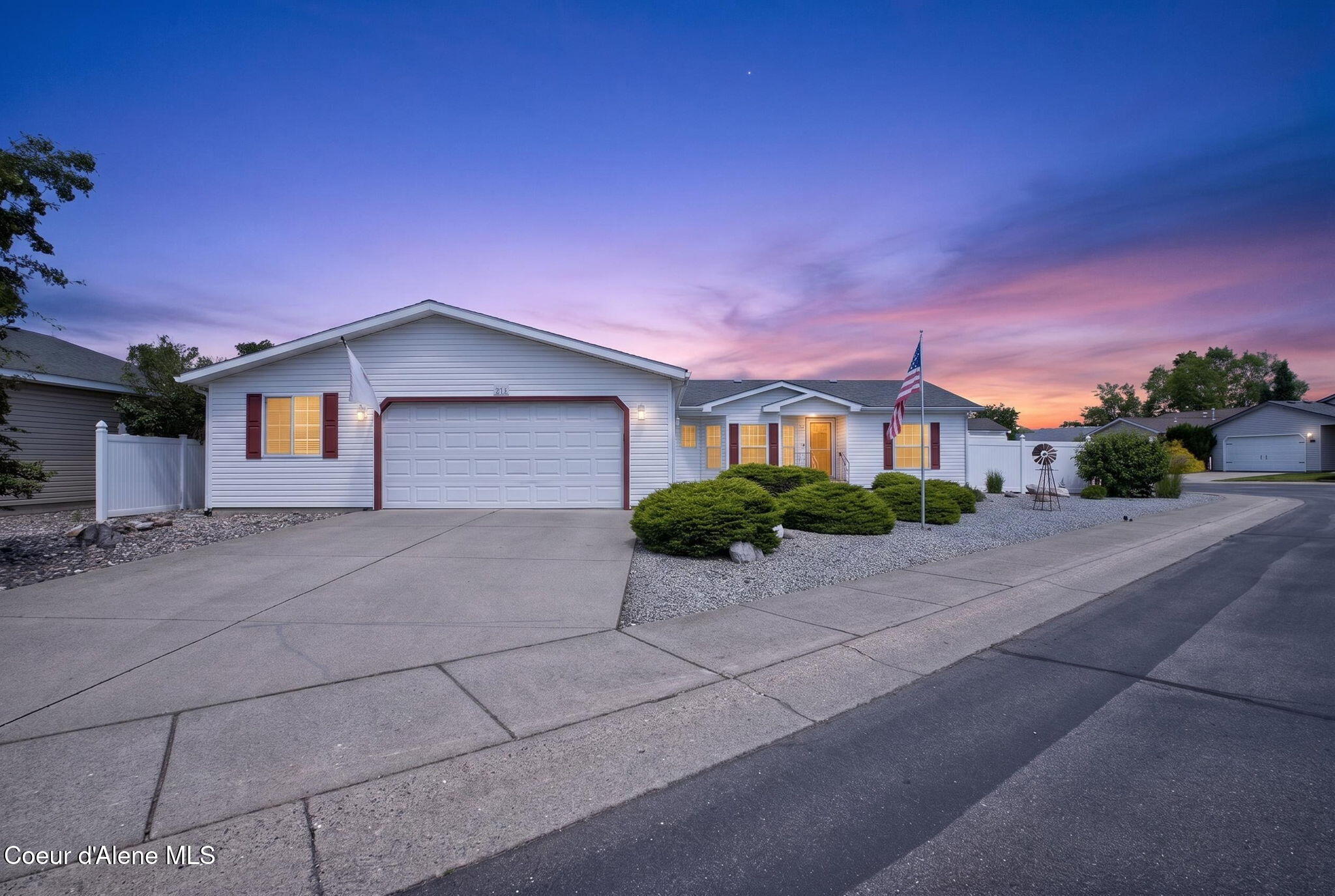 8473 West Yosemite Street Rathdrum, ID 83858 - Photo 3 of 59 3-web-or-mls-DSC06373#twilight