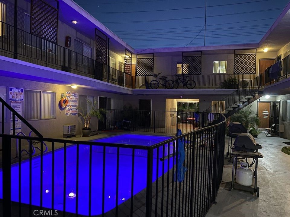 7524 Haskell Avenue, Unit 5 Van Nuys, CA 91406 - Photo 5 of 15