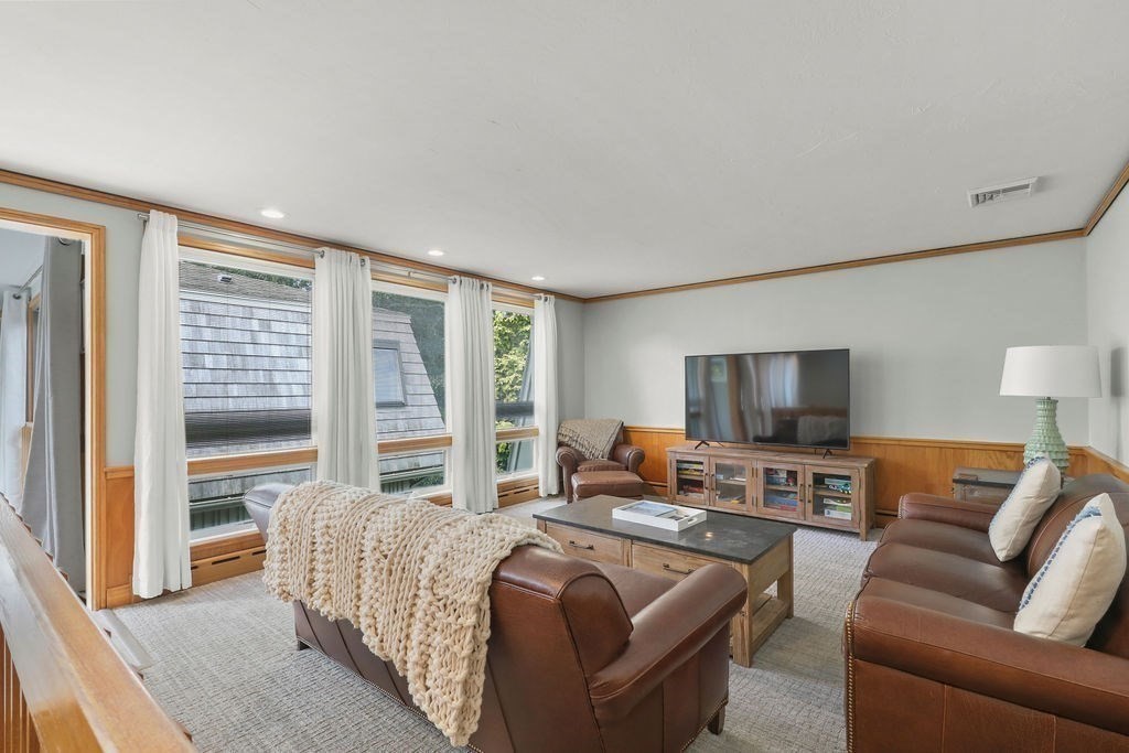 566 Shore Road Bourne, MA 02559 - Photo 6 of 37