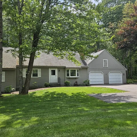 $425,000 | 126 Flintlock Village Road, Unit 3, Wells, ME 04090