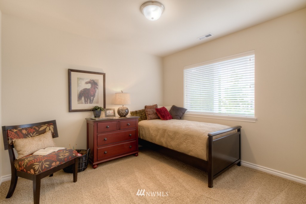 16304 Southeast 138th Place Renton, WA 98059 - Photo 12 of 22 Gallery Image 12