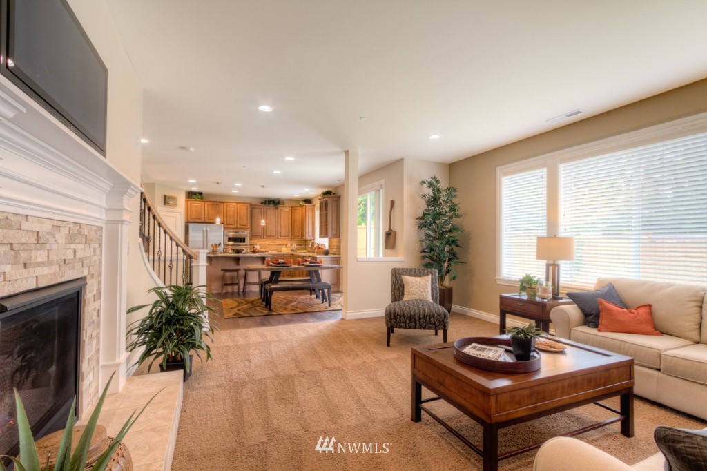 16304 Southeast 138th Place Renton, WA 98059 - Photo 9 of 22 Gallery Image 9
