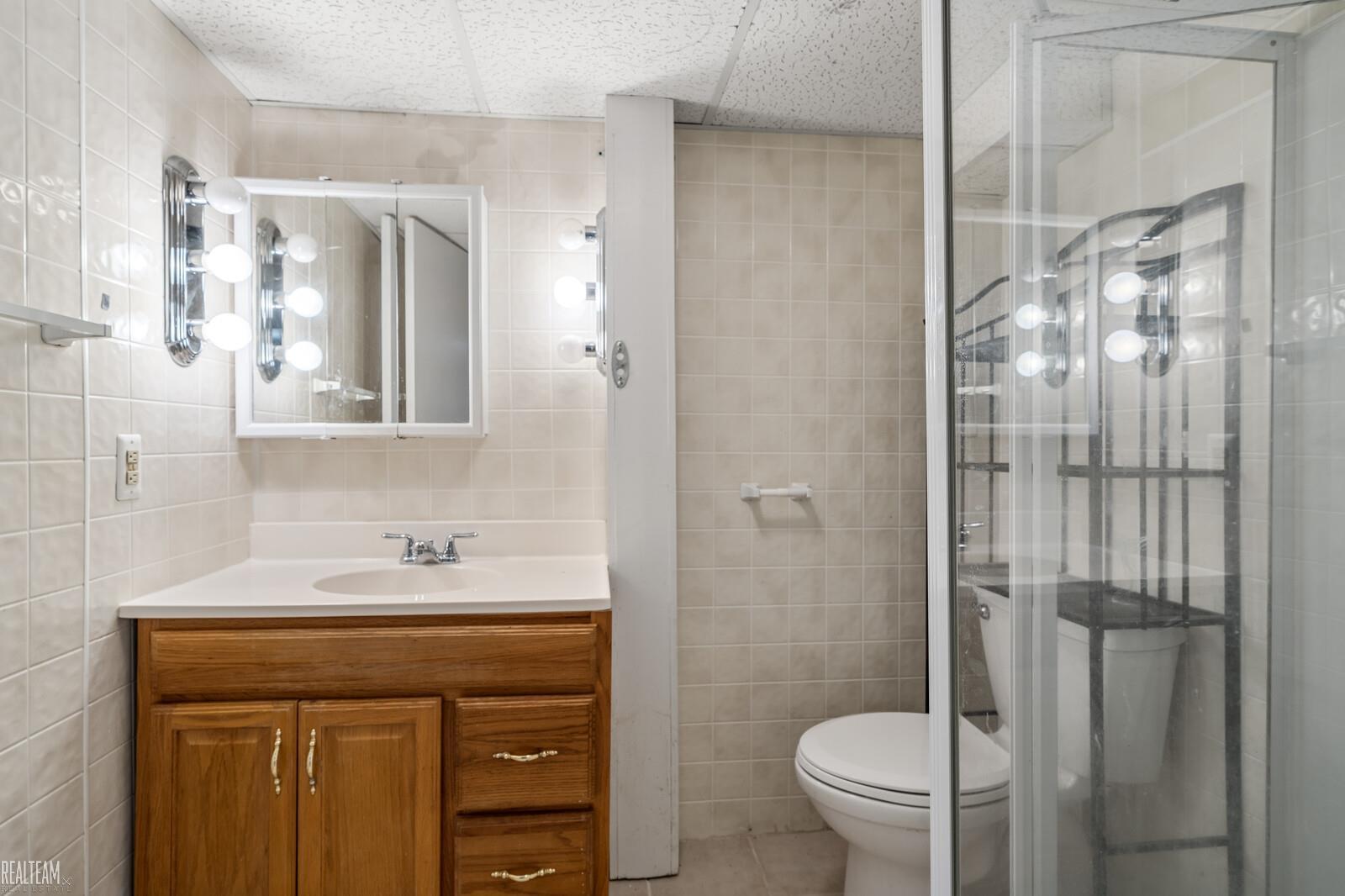 47447 Royal Road Macomb, MI 48044 - Photo 33 of 37