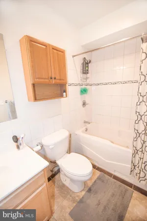 $2,950 | 1526 8th Street Northwest, Unit 1, Washington, DC 20001
