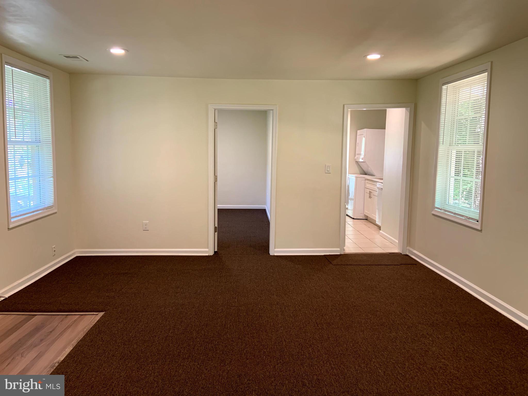 18307 Old Triangle Road Triangle, VA 22172 - Photo 12 of 32