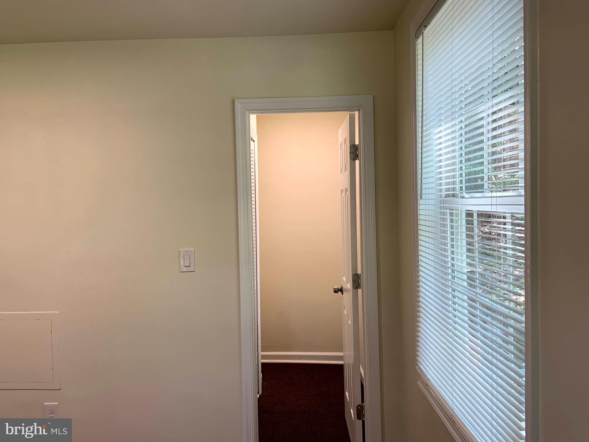 18307 Old Triangle Road Triangle, VA 22172 - Photo 20 of 32
