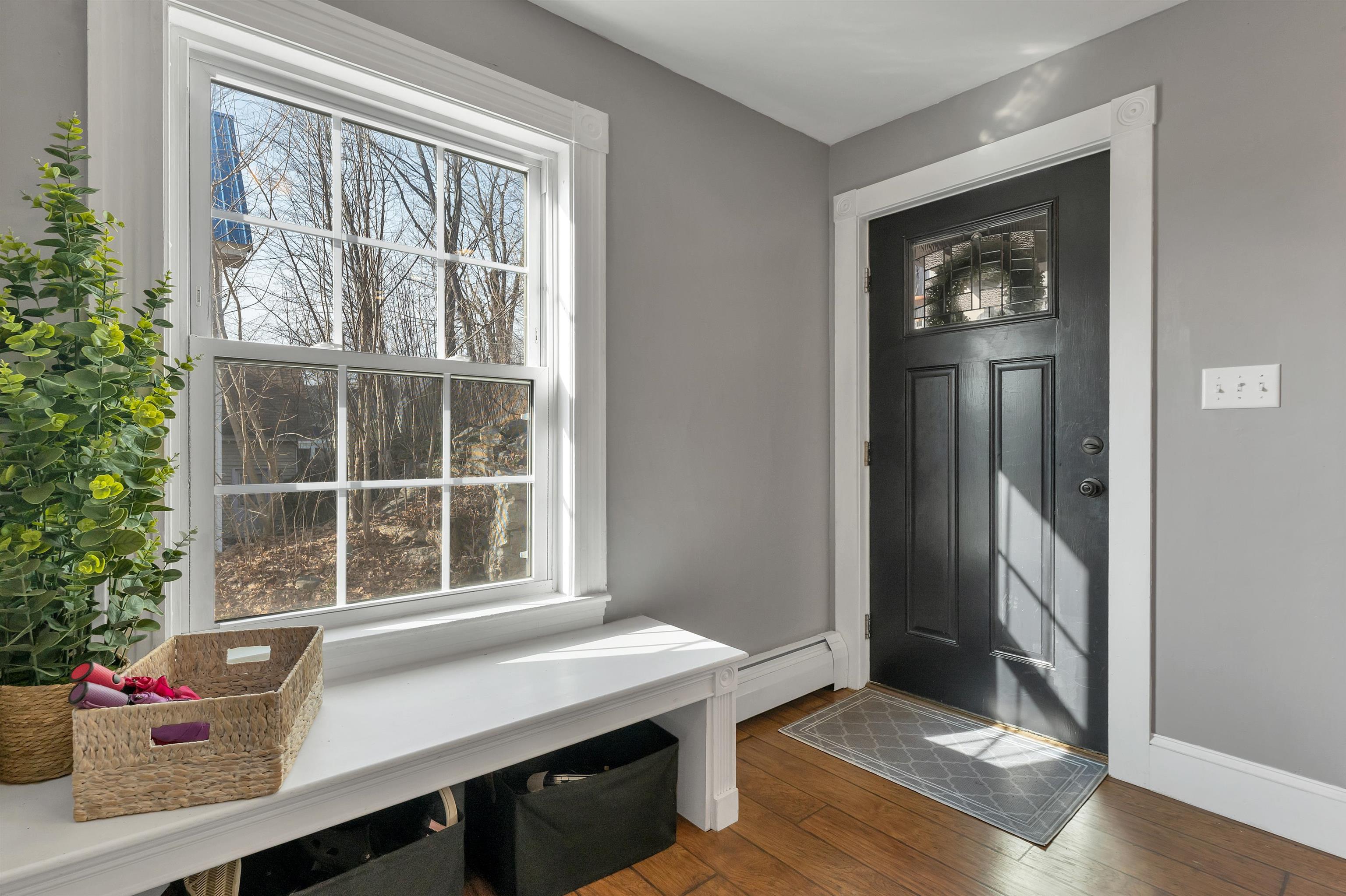 48 Baldwin Street Laconia, NH 03246 - Photo 14 of 60