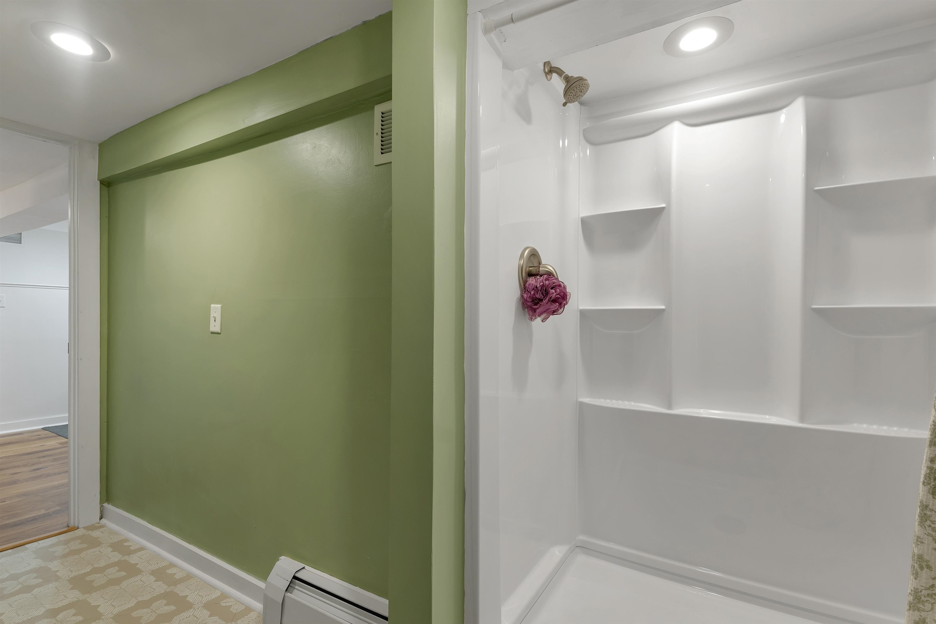 48 Baldwin Street Laconia, NH 03246 - Photo 47 of 60